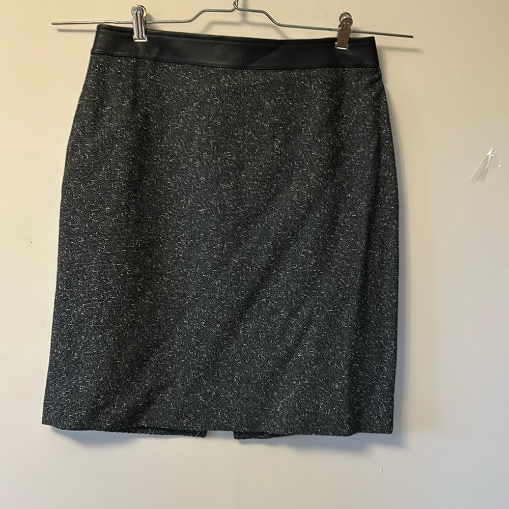 Kate Hill lined wool blend skirt with leather trim size 12P new with tags